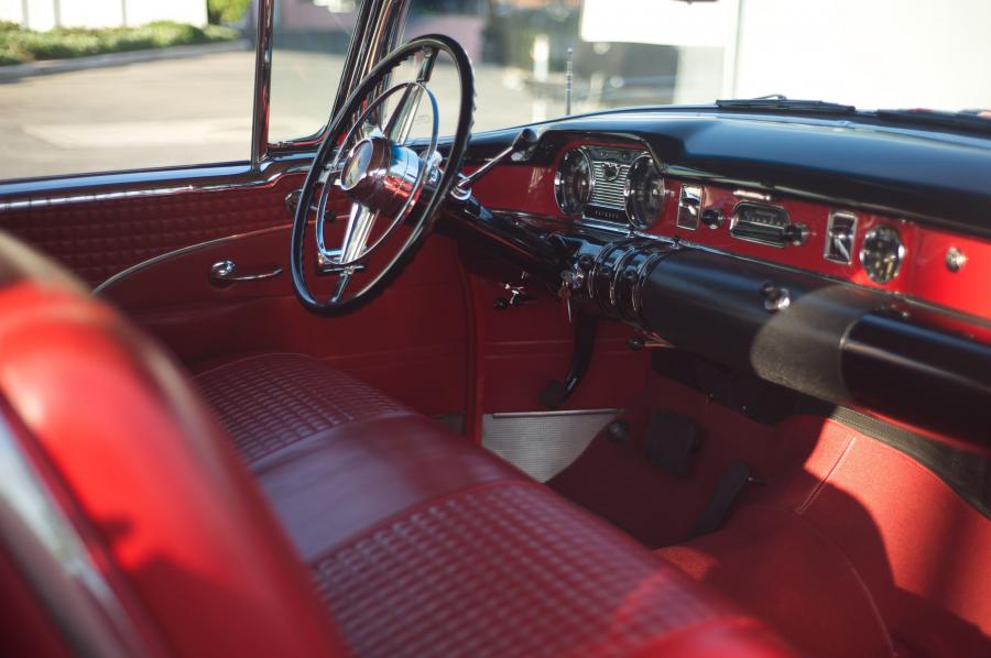  Buick Skylark Sport Convertible 1954 года  (фото 14 из 19)